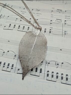 Silver Leaf Pendant Necklace - Women Jewelry